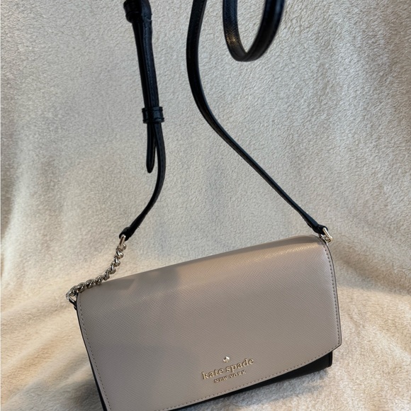 Kate Spade Tan and Black Clutch with strap NWT - Picture 3 of 4